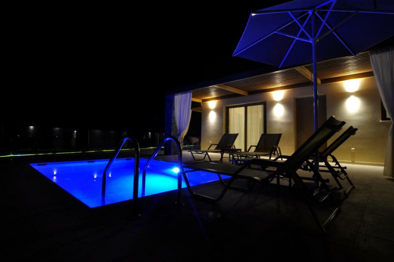 Casa Del Mar Lägenhet Mpoukaris Exteriör bild
